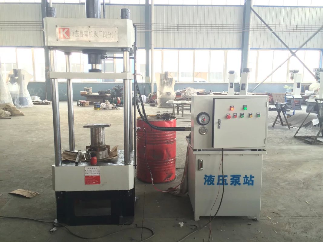 YL32-20T 三梁四柱液压机